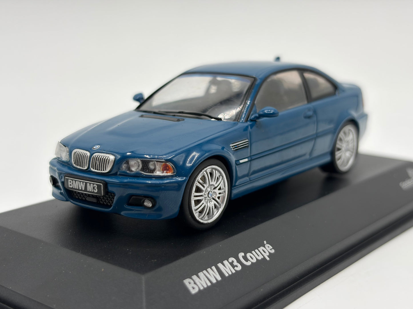1/43 2000 BMW M3 Coupe - Laguna Seca Blue - Solido | Model Car