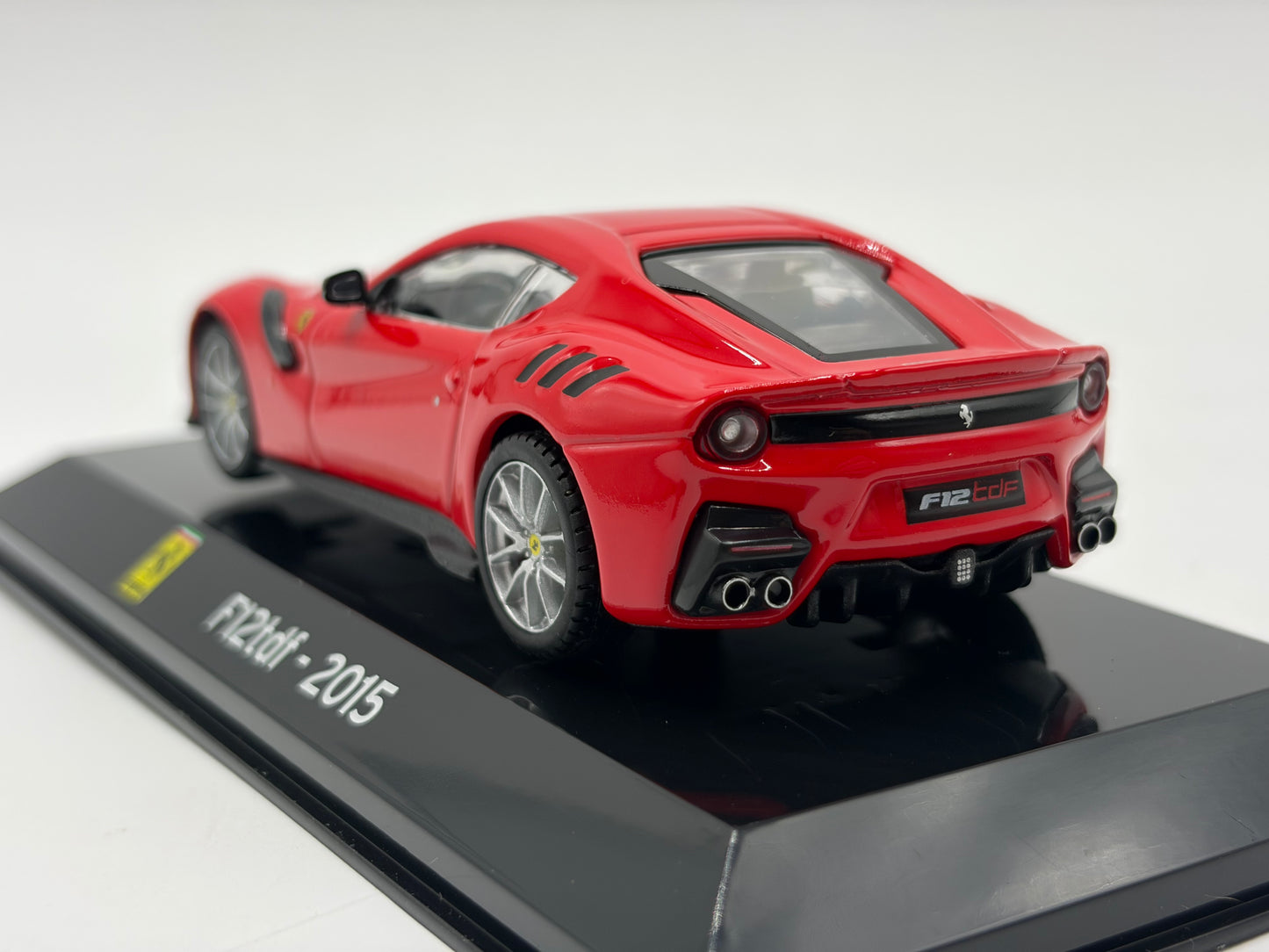 1/43 2015 Ferrari F12 tdf | Model Car | Supercar Collection