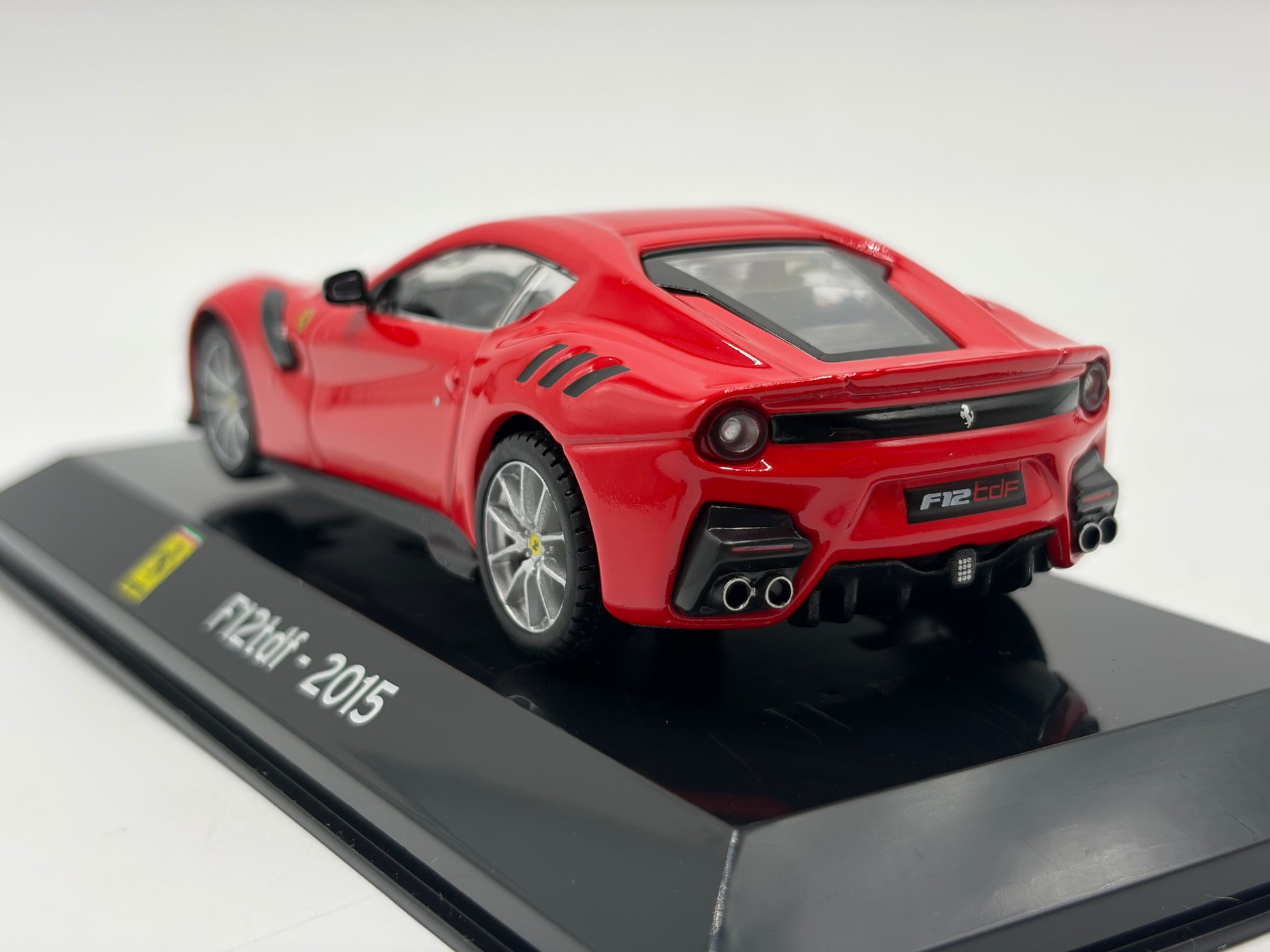 1/43 2015 Ferrari F12 tdf | Model Car | Supercar Collection