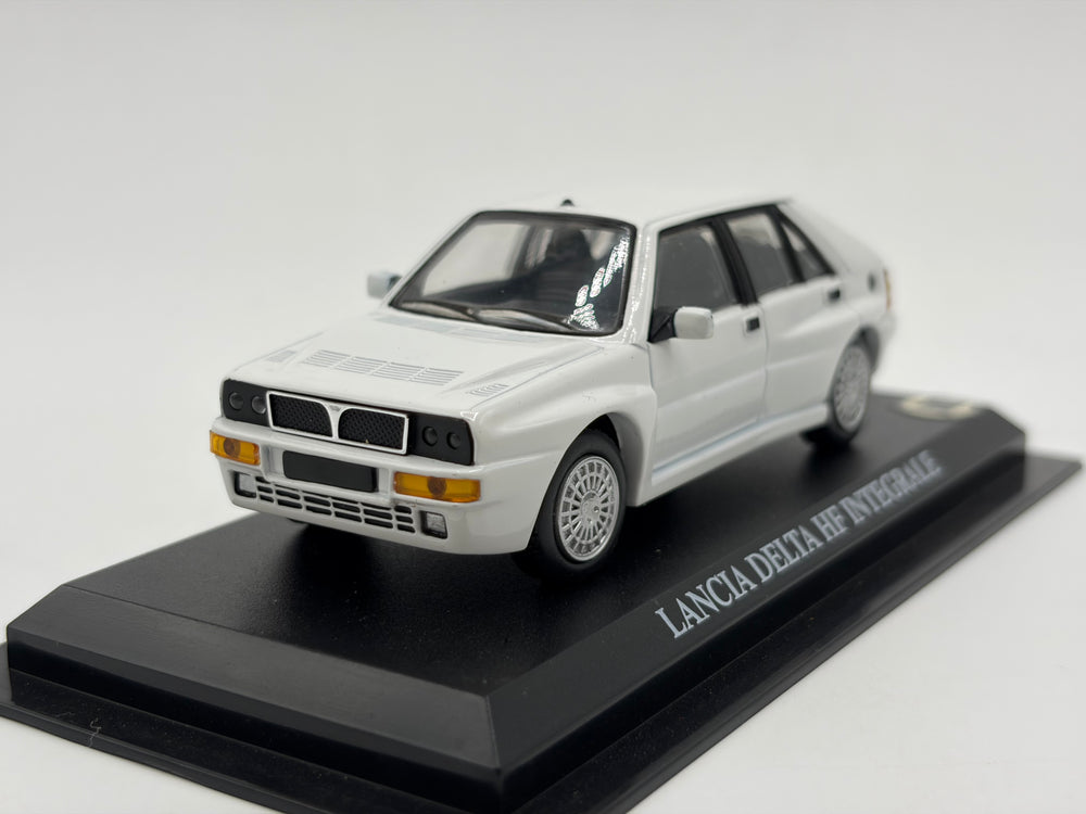 1/43 1987 Lancia Delta Integrale - Del Prado | Model Car
