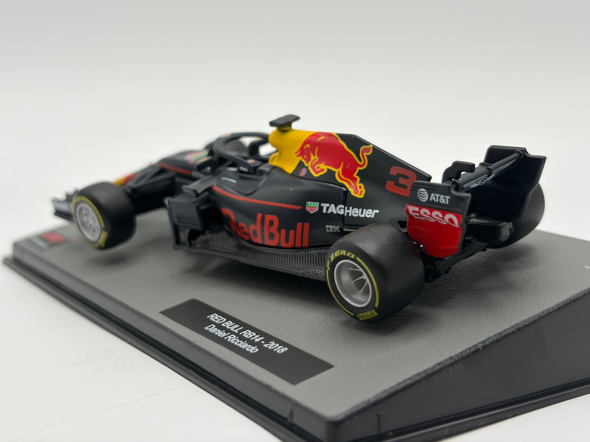 1/43 2018 Red Bull RB14 - Daniel Ricciardo | Model F1 Car