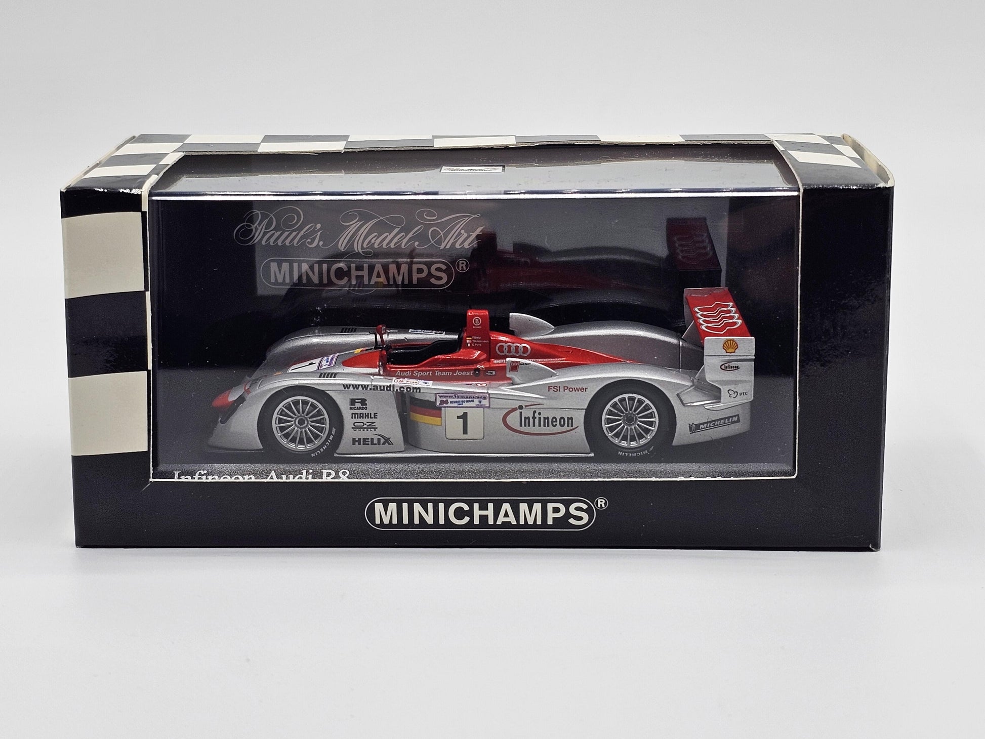 1/43 2002 Audi R8 - Biela / Kristensen / Pirro - Minichamps | Model Le Mans Car