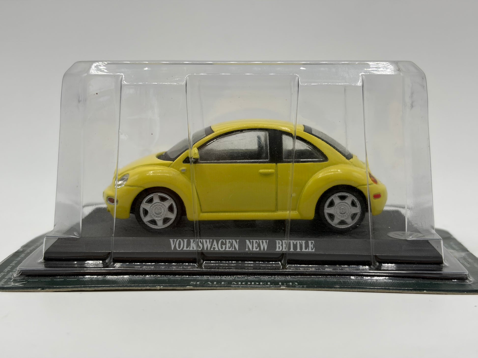 1/43 1997 Volkswagen Beetle - Del Prado | Model Car