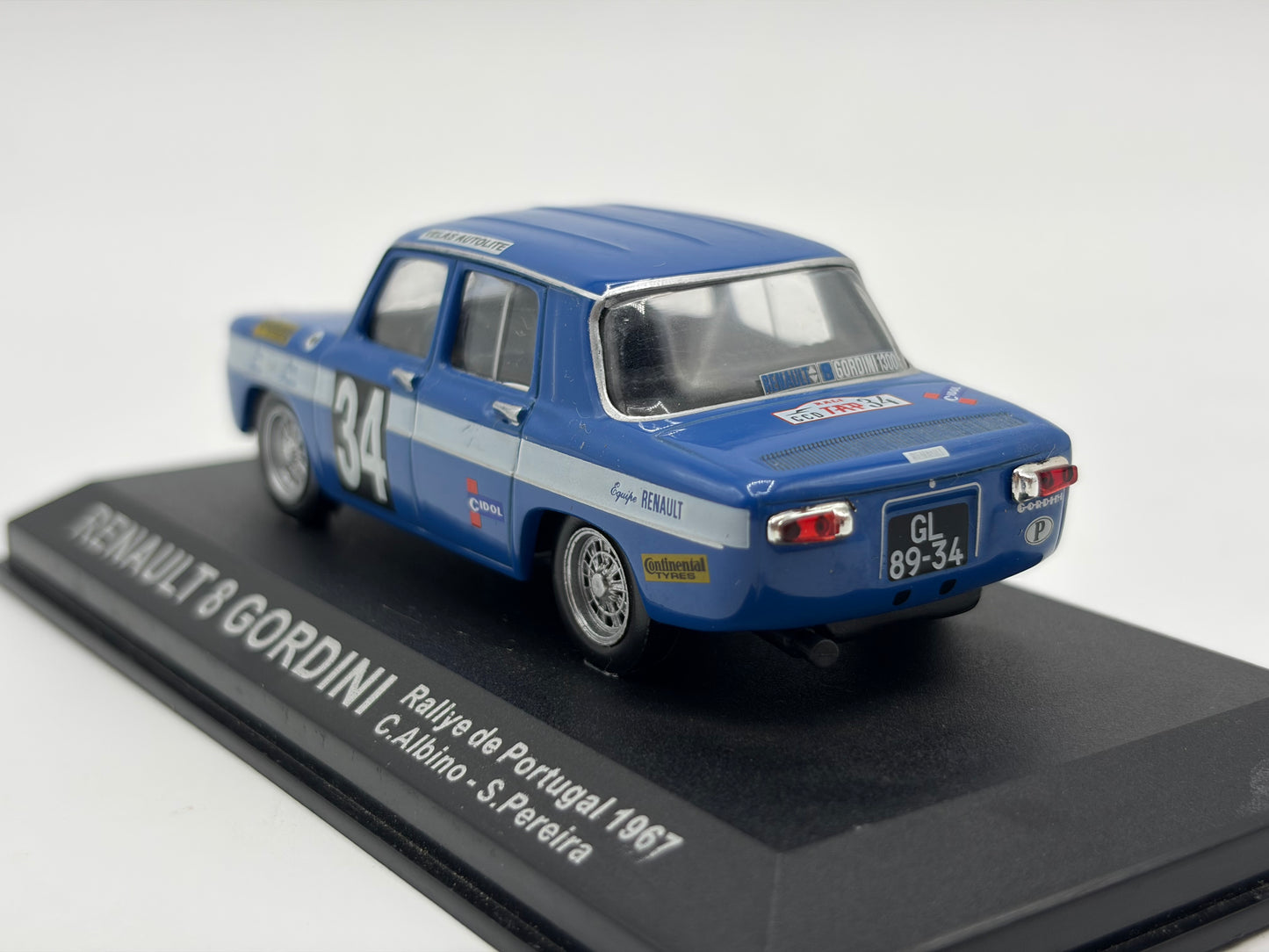 1/43 1967 Renault 8 Gordini - Rallye de Portugal - Albino / Pereira | Model Rally Car