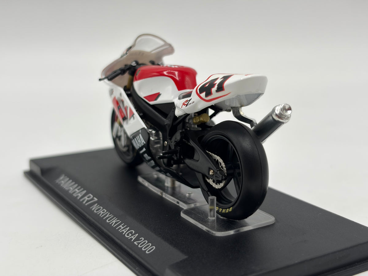 1/24 2000 Yamaha R7 - Noriyuka Haga | Champion Racing Bikes