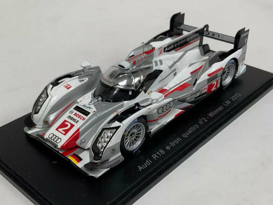 1/43 2013 Audi R18 e-tron Quattro - Duval / Kristensen / McNish - Spark