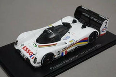 1/43 1993 Peugeot 905 - Bouchut / Brabham / Helary - Spark | Model Le Mans Car