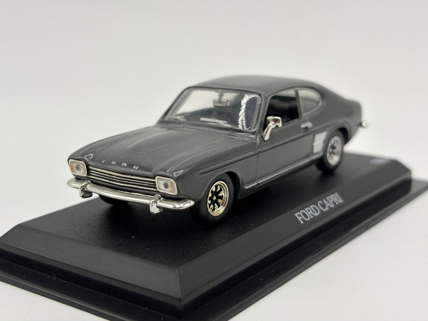 1/43 1972 Ford Capri Mk1 - Del Prado | Model Car