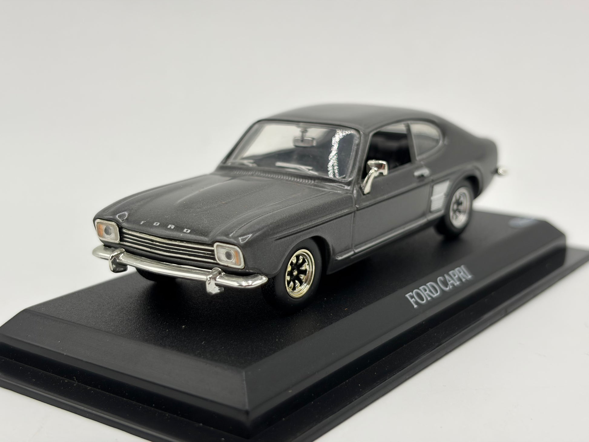 1/43 1972 Ford Capri Mk1 - Del Prado | Model Car