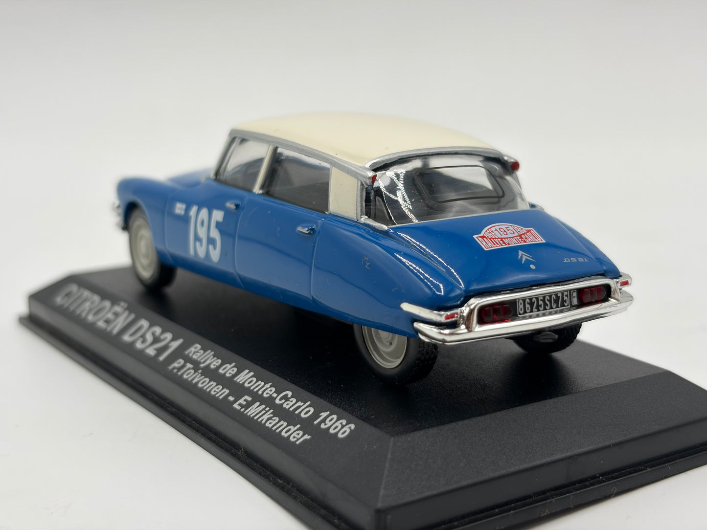 1/43 1966 Citroen DS21 - Monte Carlo Rally - Toivonen / Mikander | Model Rally Car