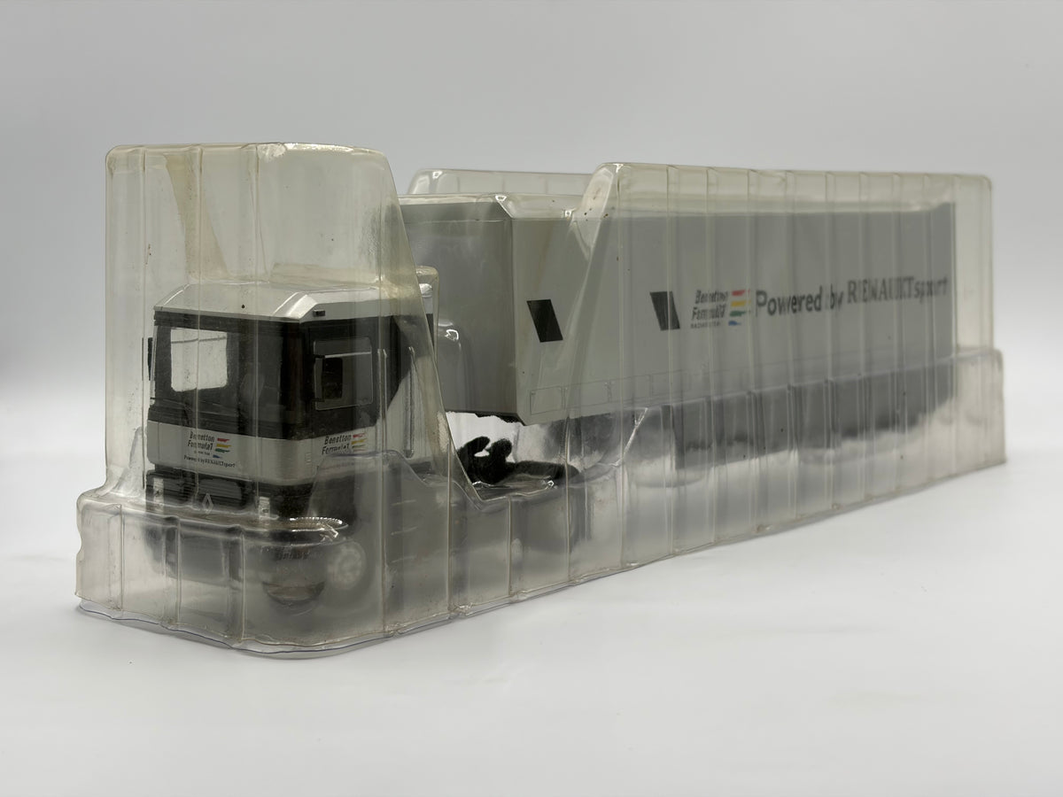 1/43 1995 Renault Magnum Transporter Truck - Benetton F1 Team