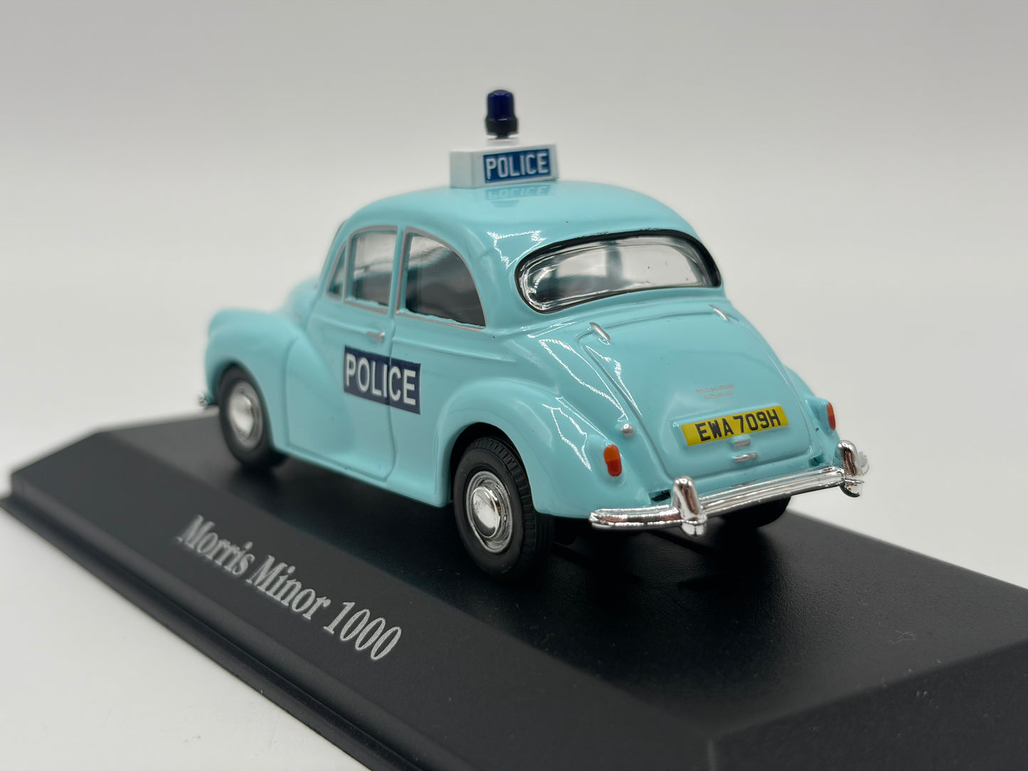 1/43 1969 Morris Minor 1000 | Model Police Car