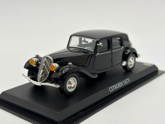 1/43 1954 Citroen Traction Avant 11CV - Del Prado | Model Car