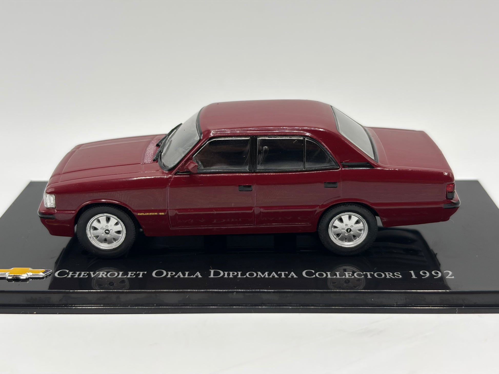 1/43 1992 Chevrolet Opala Diplomata Collectors | Model Car