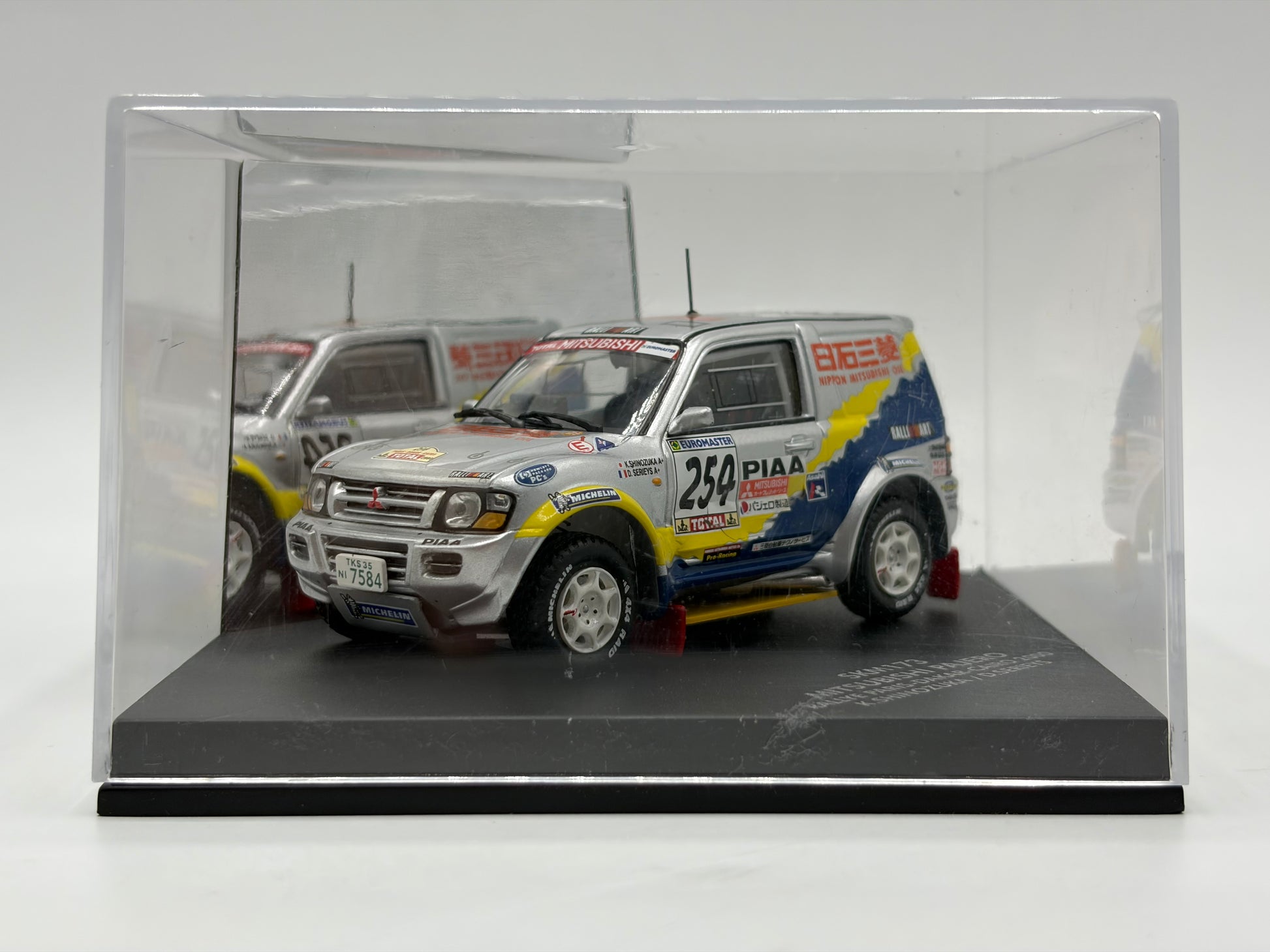 1/43 2000 Mitsubishi Pajero - Paris-Dakar-Cairo Rally - Shinozuka / Serieys | Model Rally Car
