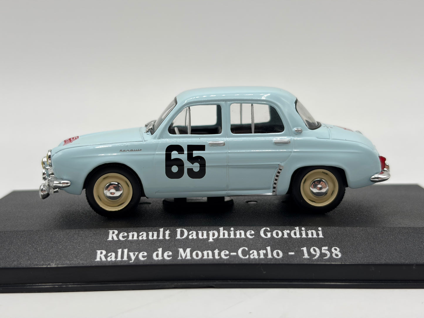 1/43 1958 Renault Dauphine Gordini - Monte Carlo Rally - Monraisse / Feret | Model Rally Car