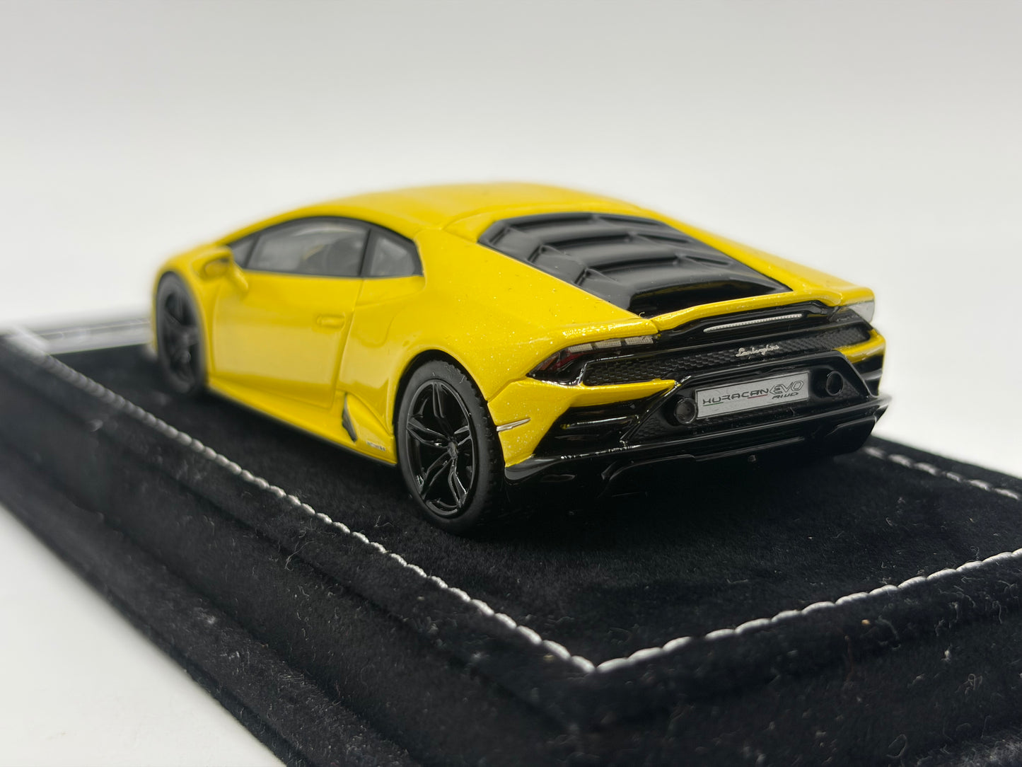 1/43 2020 Lamborghini Huracan EVO - Looksmart | Model Car