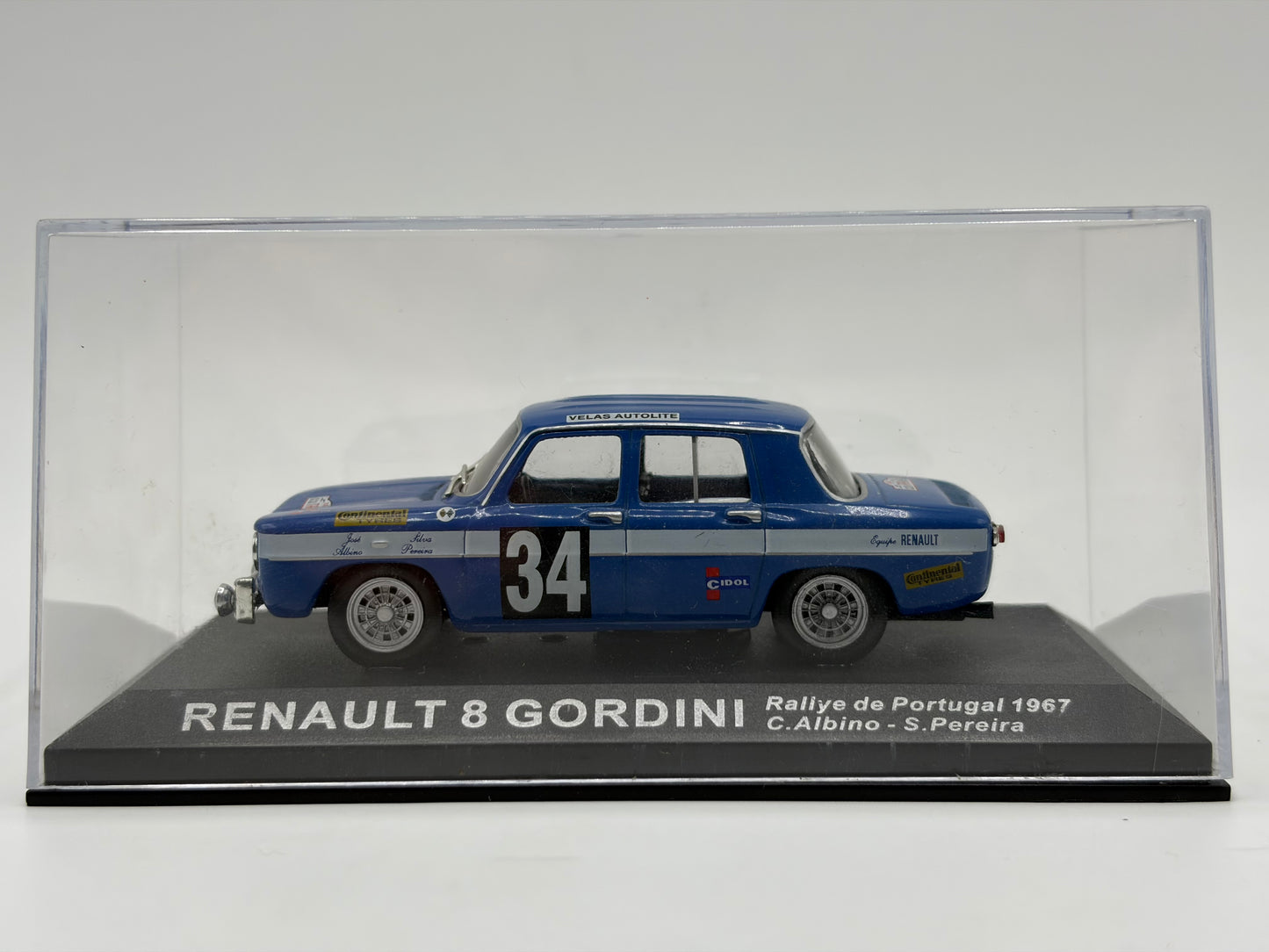 1/43 1967 Renault 8 Gordini - Rallye de Portugal - Albino / Pereira | Model Rally Car