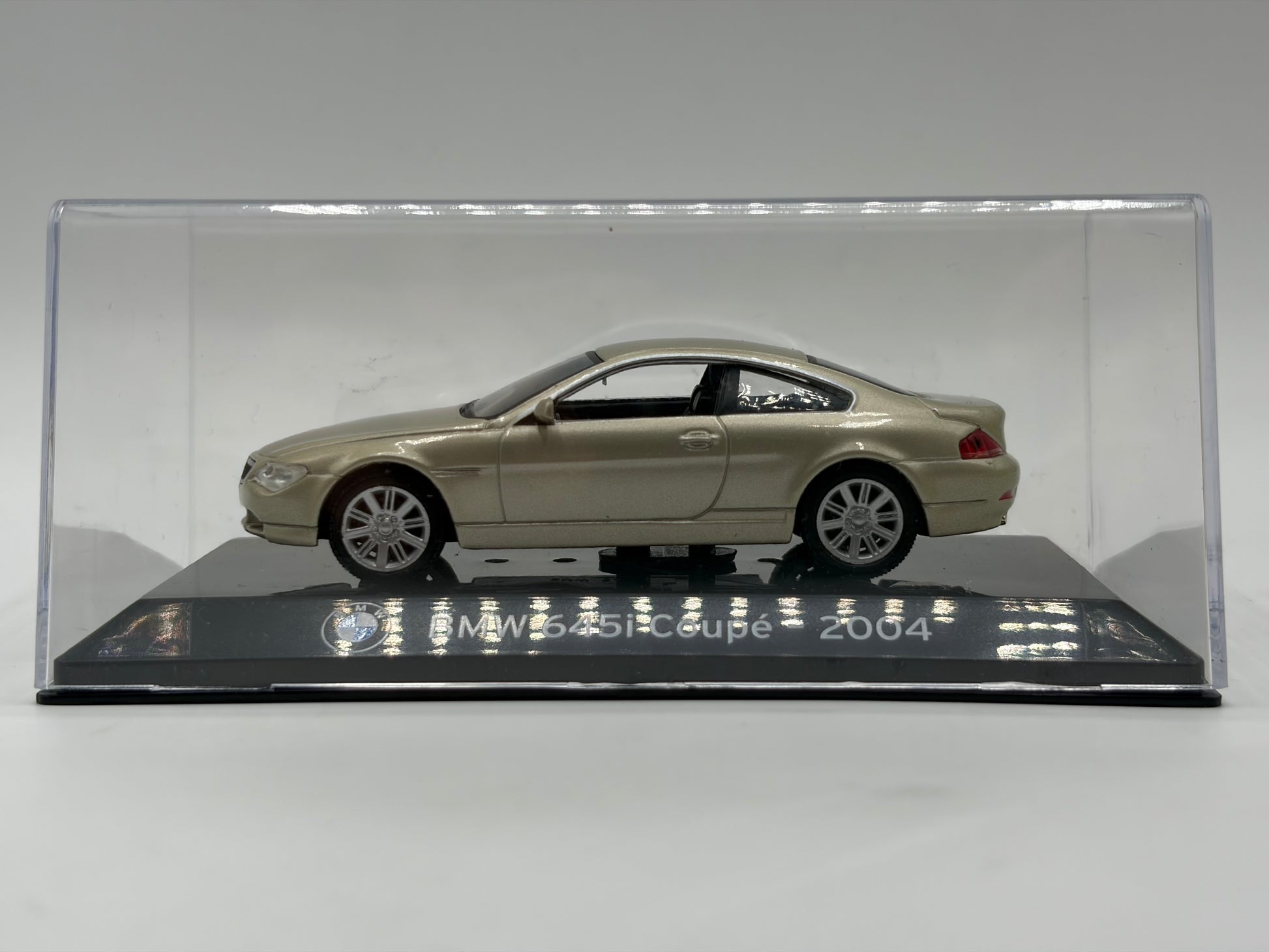 1/43 2004 BMW 645i | Model Car | Supercar Collection