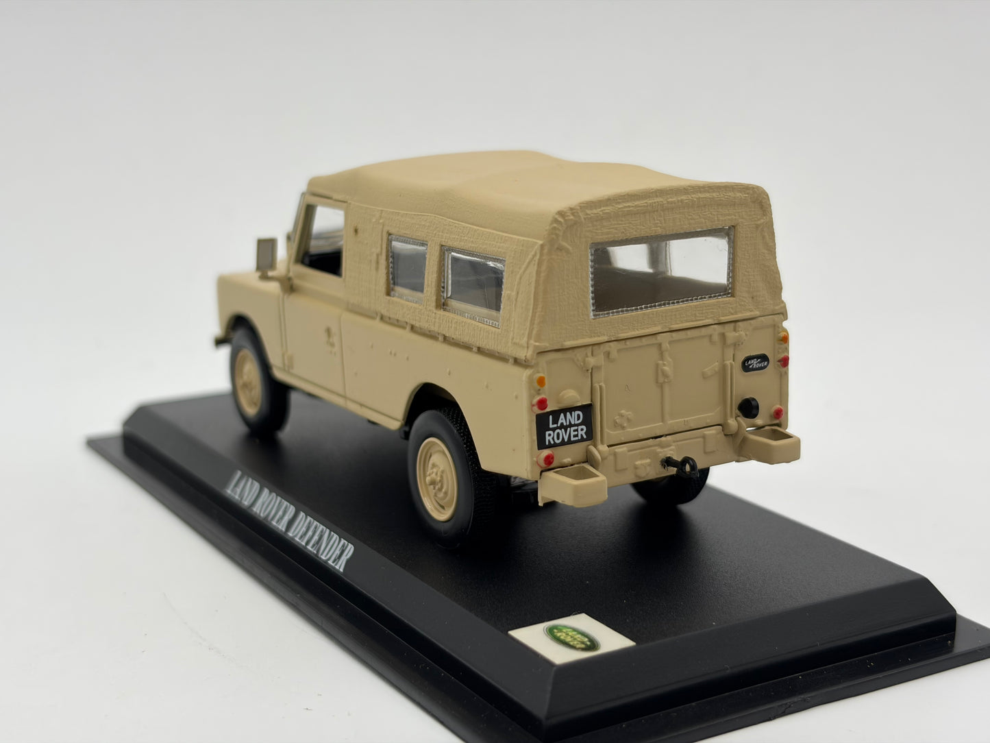 1/43 1975 Land Rover Series 3 - Del Prado | Model Car