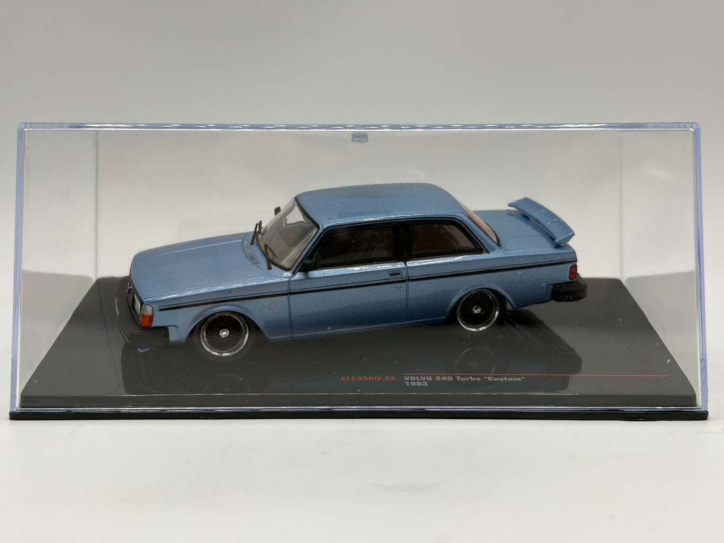 1/43 1983 Volvo 240 Turbo “Custom” - IXO | Model Car