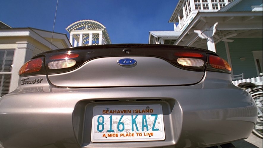 KAZ - The Truman Show - Truman's Ford Taurus | License Plate