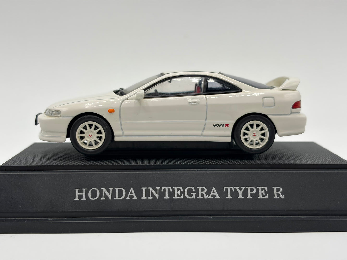 1/43 1995 Honda Integra Type-R - Ebbro | Model Car