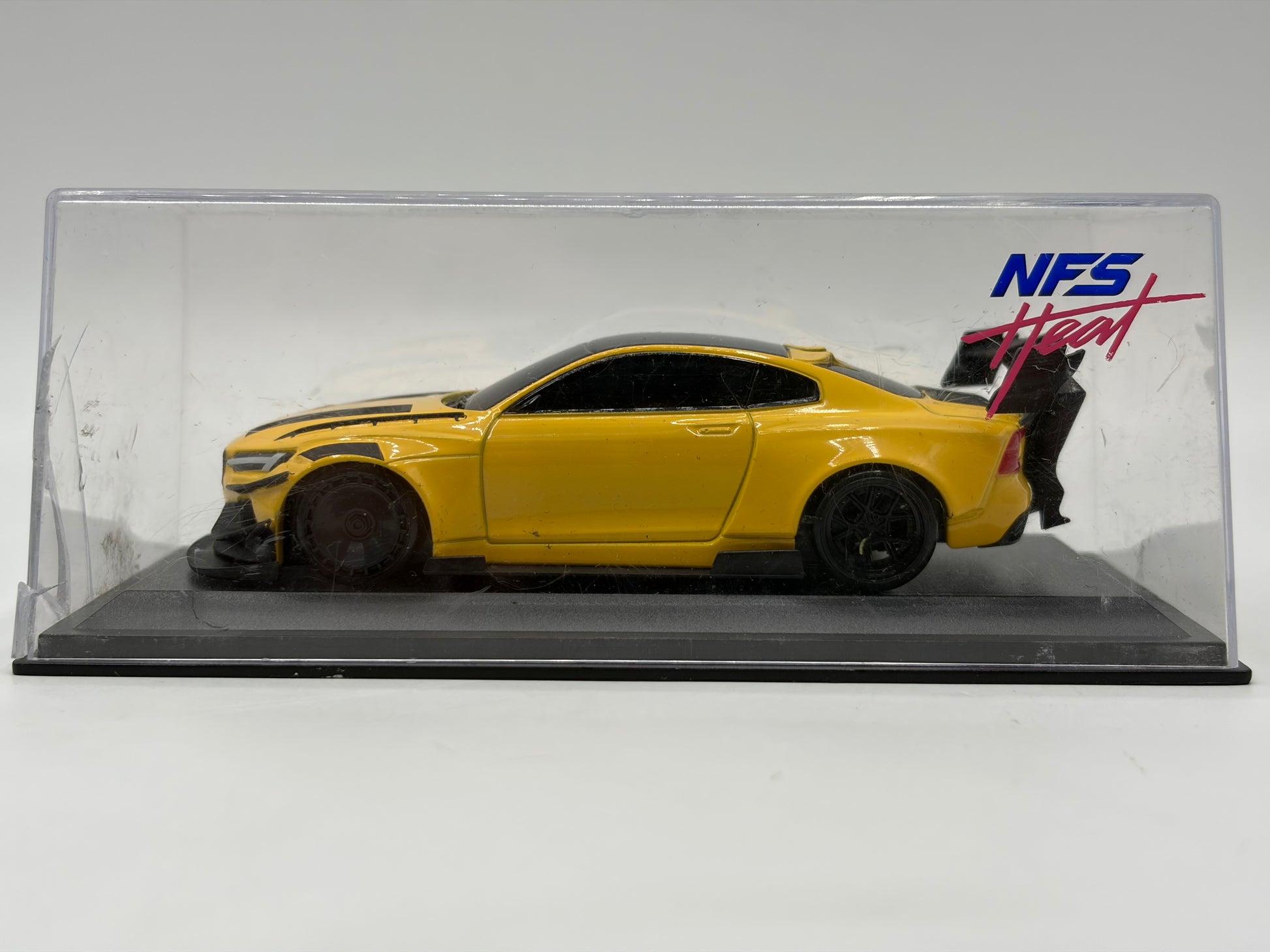 1/43 2014 Chevrolet Camaro Z/28 - Need For Speed Heat | Model Car
