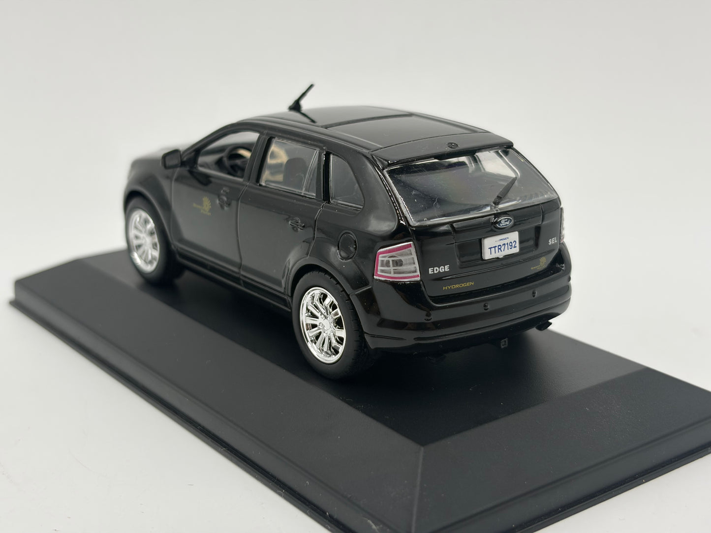 1/43 2008 Ford Edge | Model Car
