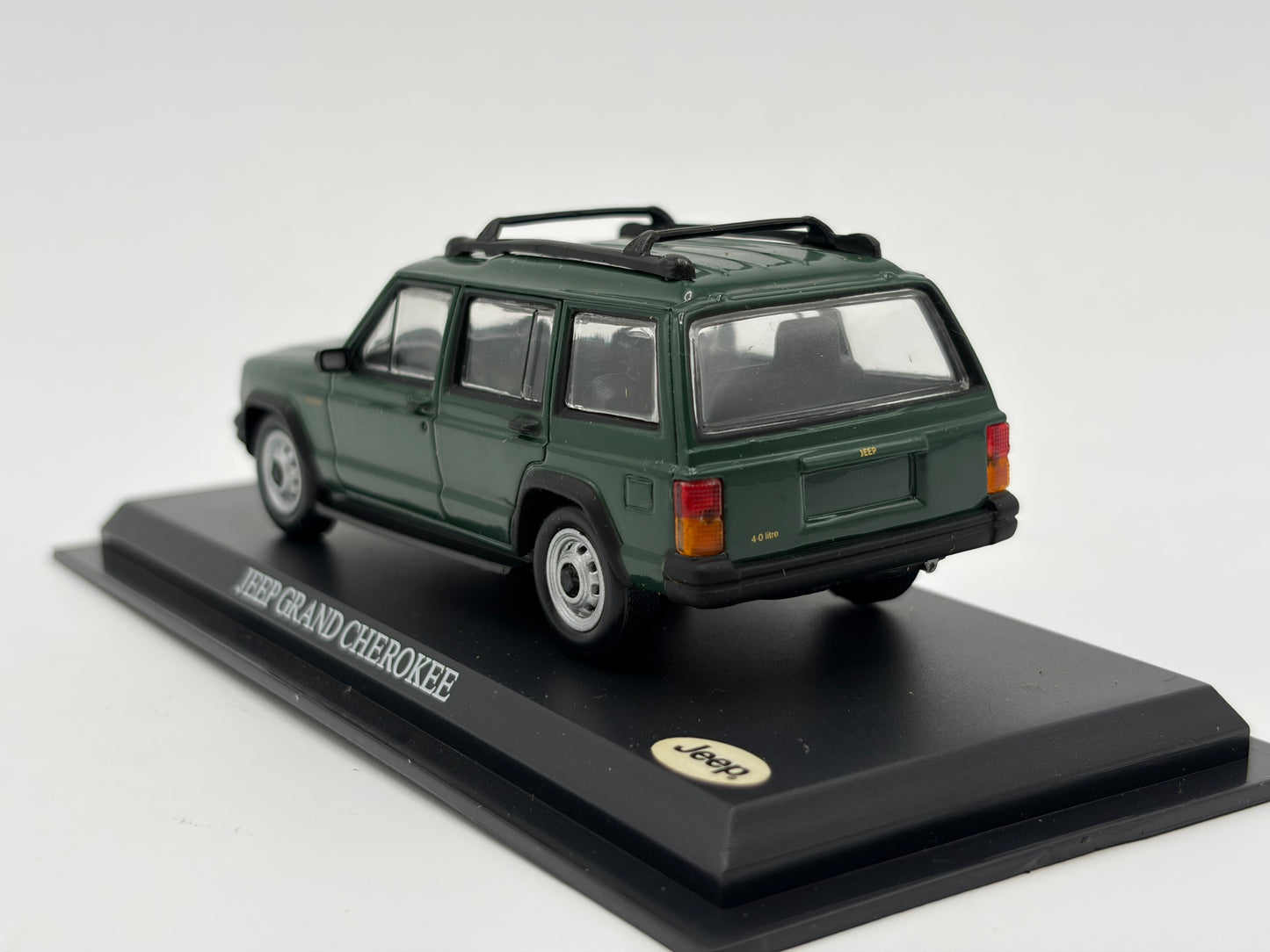 1/43 1993 Jeep Grand Cherokee - Del Prado | Model Car