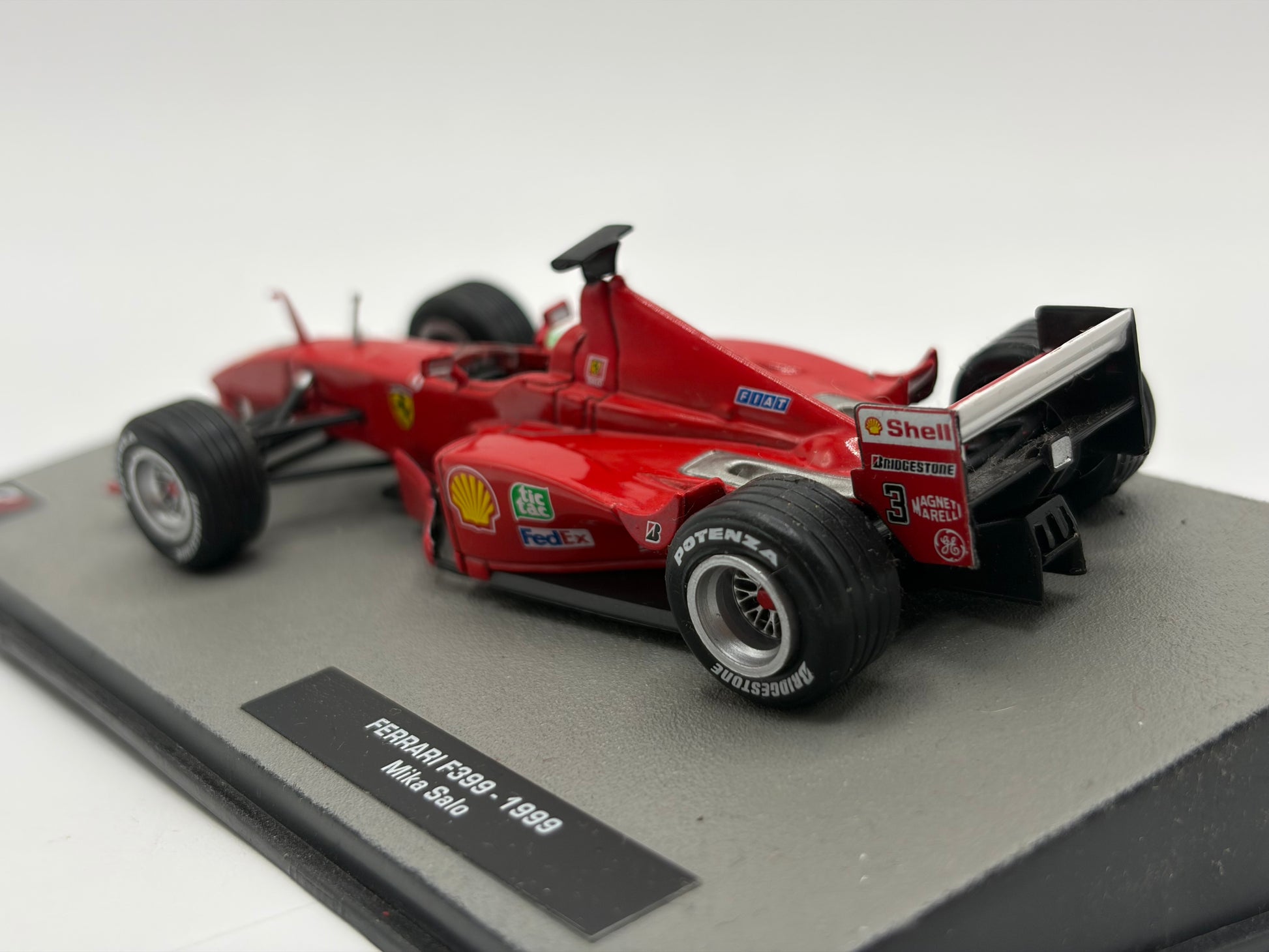 1/43 1999 Ferrari F399 - Mika Salo | Model F1 Car