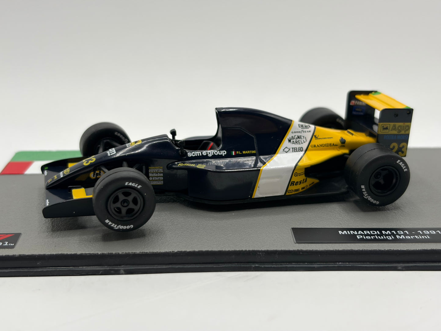1/43 1991 Minardi M191 - Pierluigi Martini | Model F1 Car