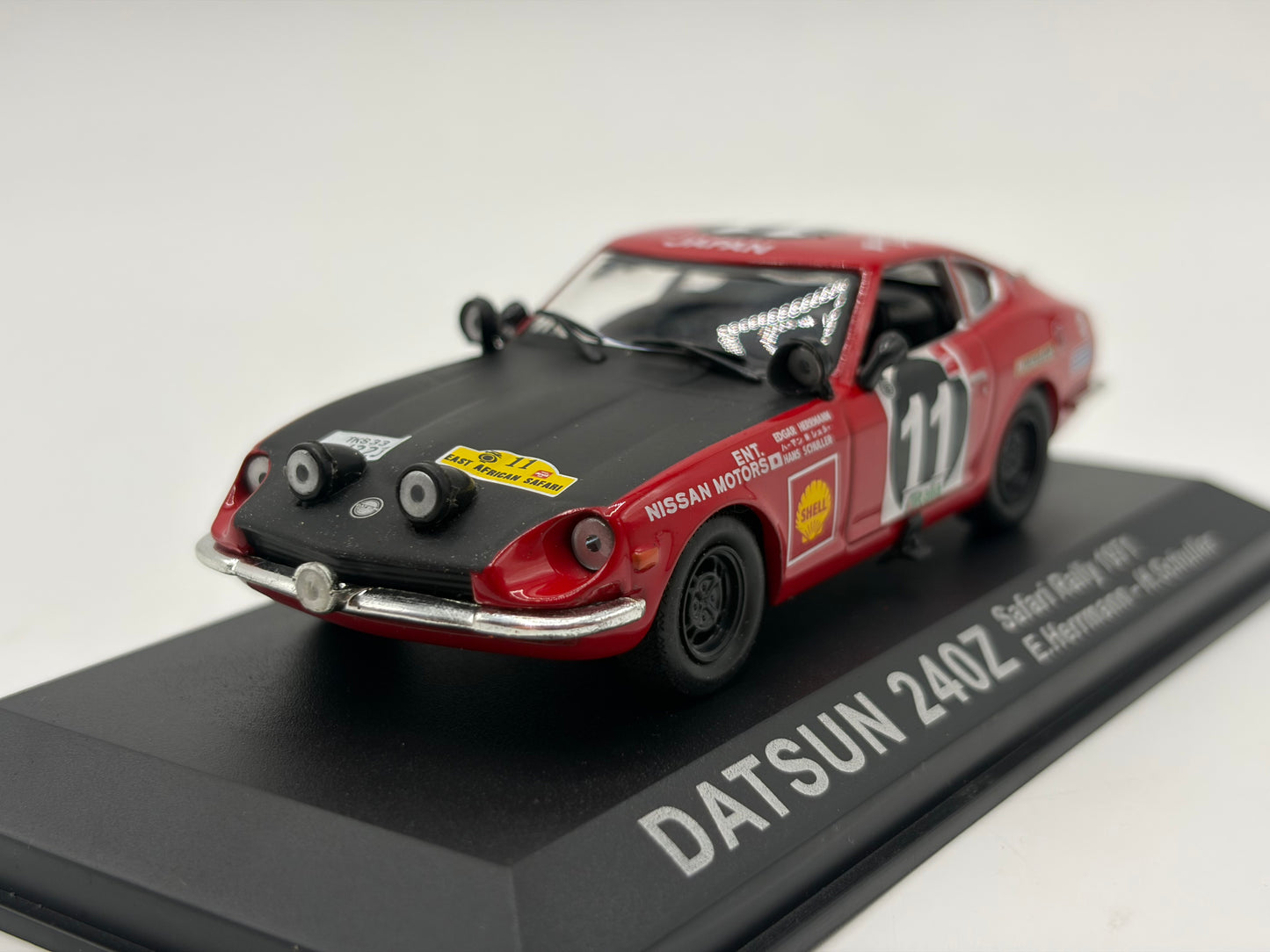 1/43 1971 Datsun 240Z - Safari Rally - Herrmann / Schuller | Model Rally Car