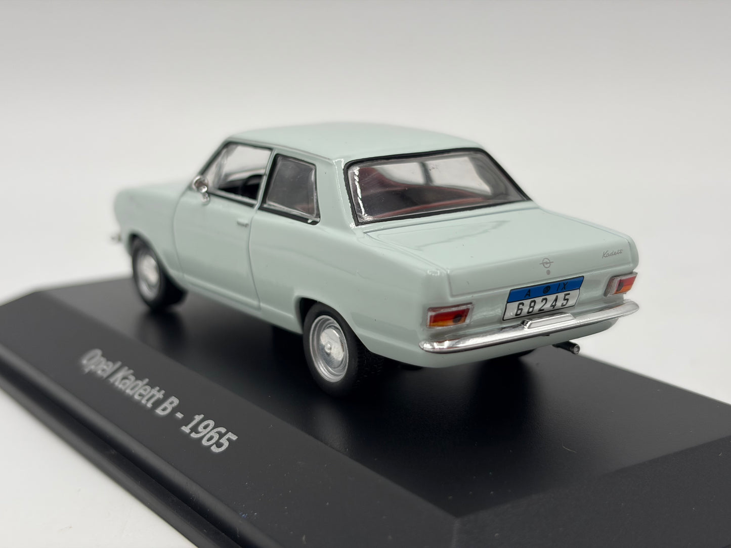 1/43 1965 Opel Kadett B | Model Car
