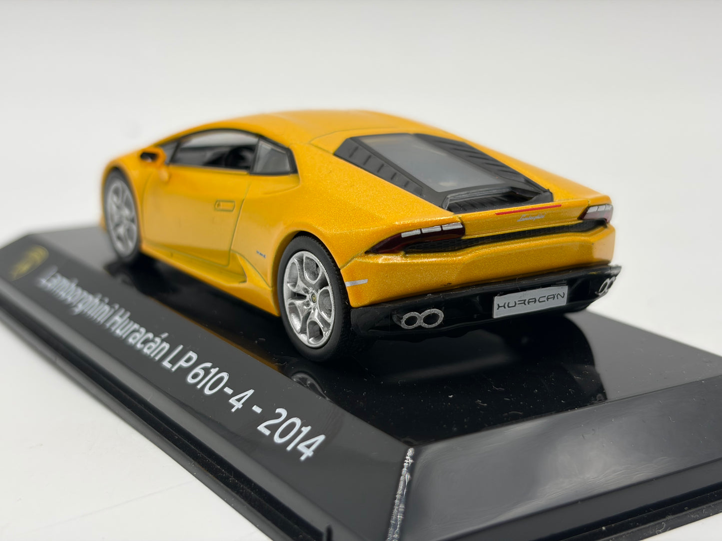 1/43 2014 Lamborghini Huracan LP 610-4 | Model Car | Supercar Collection