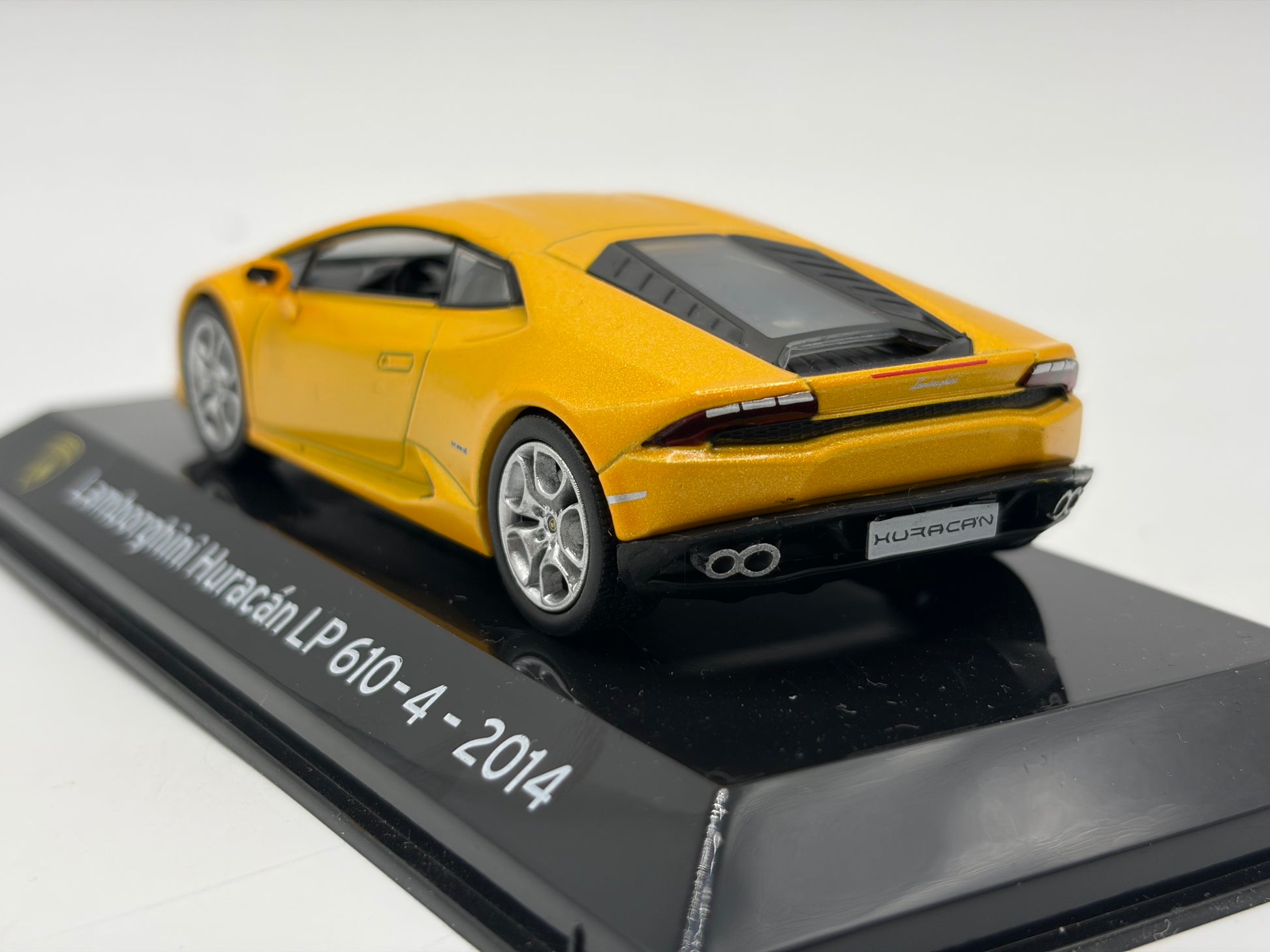 1/43 2014 Lamborghini Huracan LP 610-4 | Model Car | Supercar Collection