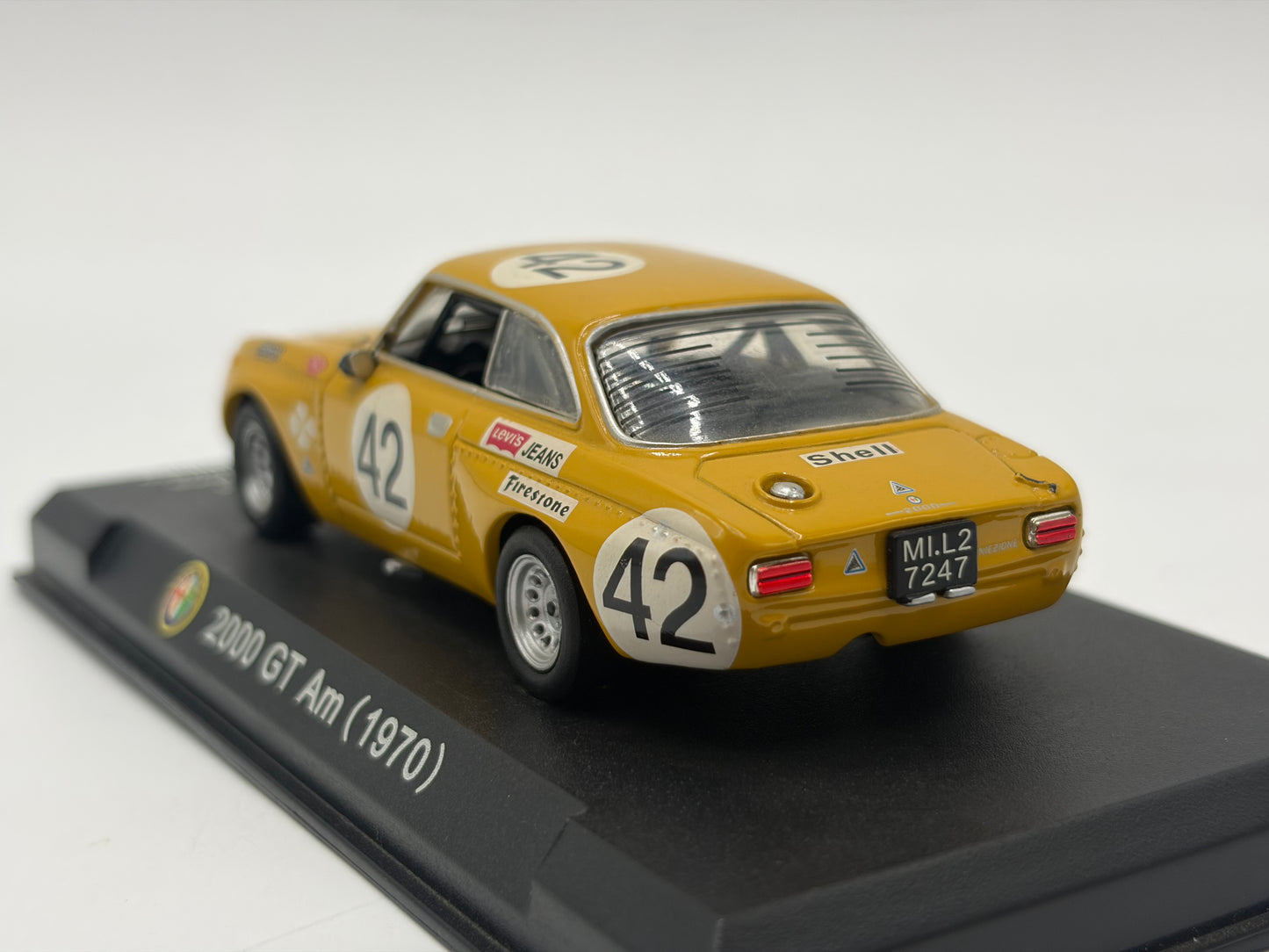 1/43 1970 Alfa Romeo 2000 GT Am - Facetti / Hezemans - ETCC | Model Car