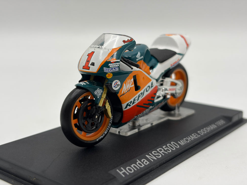 1/24 1998 Honda NSR500 - Mick Doohan | Champion Racing Bikes
