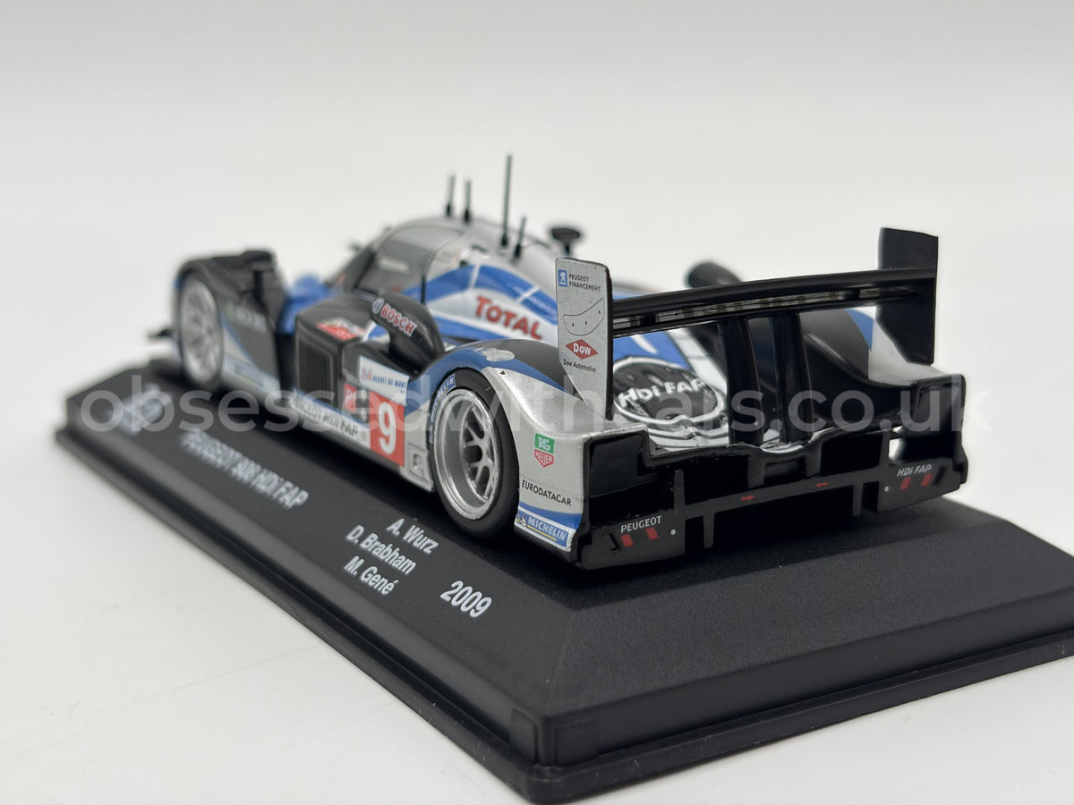 1/43 2009 Peugeot 908 HDI FAP - Brabham / Gene / Wurz | Model Le Mans Car