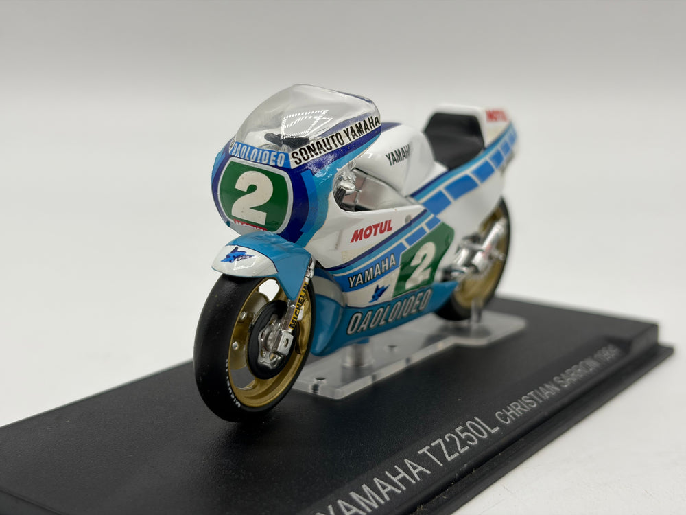 1/24 1984 Yamaha TZ250L - Christian Sarron | Champion Racing Bikes