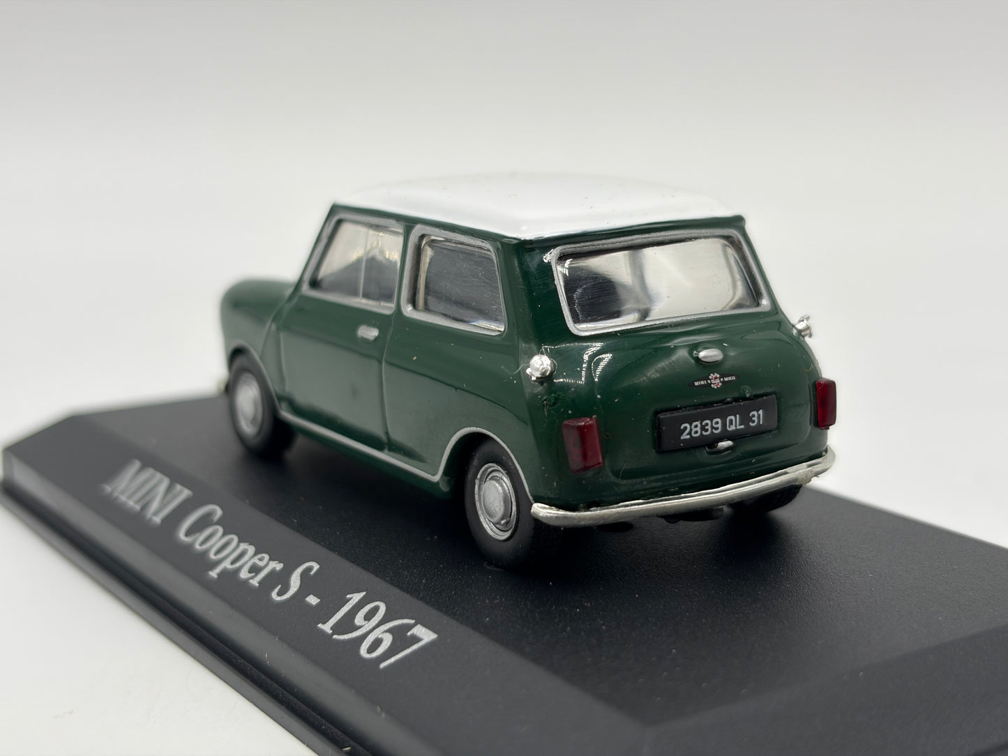 1/43 1967 Mini Cooper S | Model Car