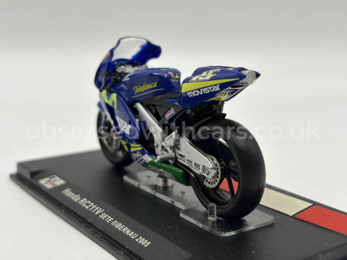 1/24 2005 Honda RC211V - Sete Gibernau | Racing Bike Model