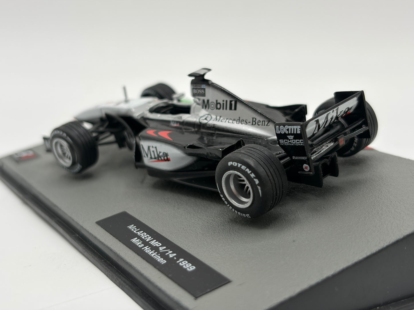 1/43 1999 McLaren MP 4/14 – Mika Hakkinen | Model F1 Car