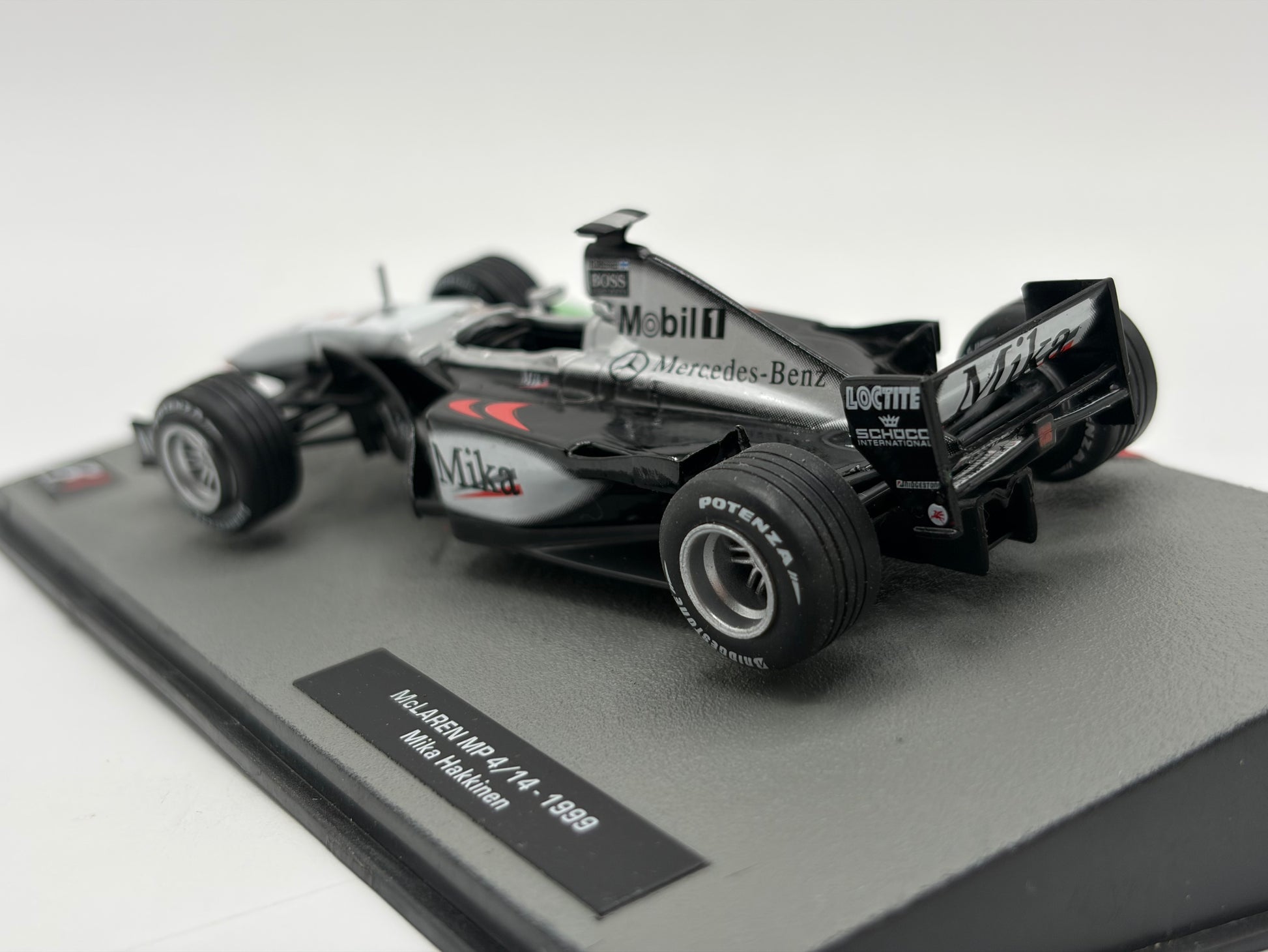 1/43 1999 McLaren MP 4/14 – Mika Hakkinen | Model F1 Car