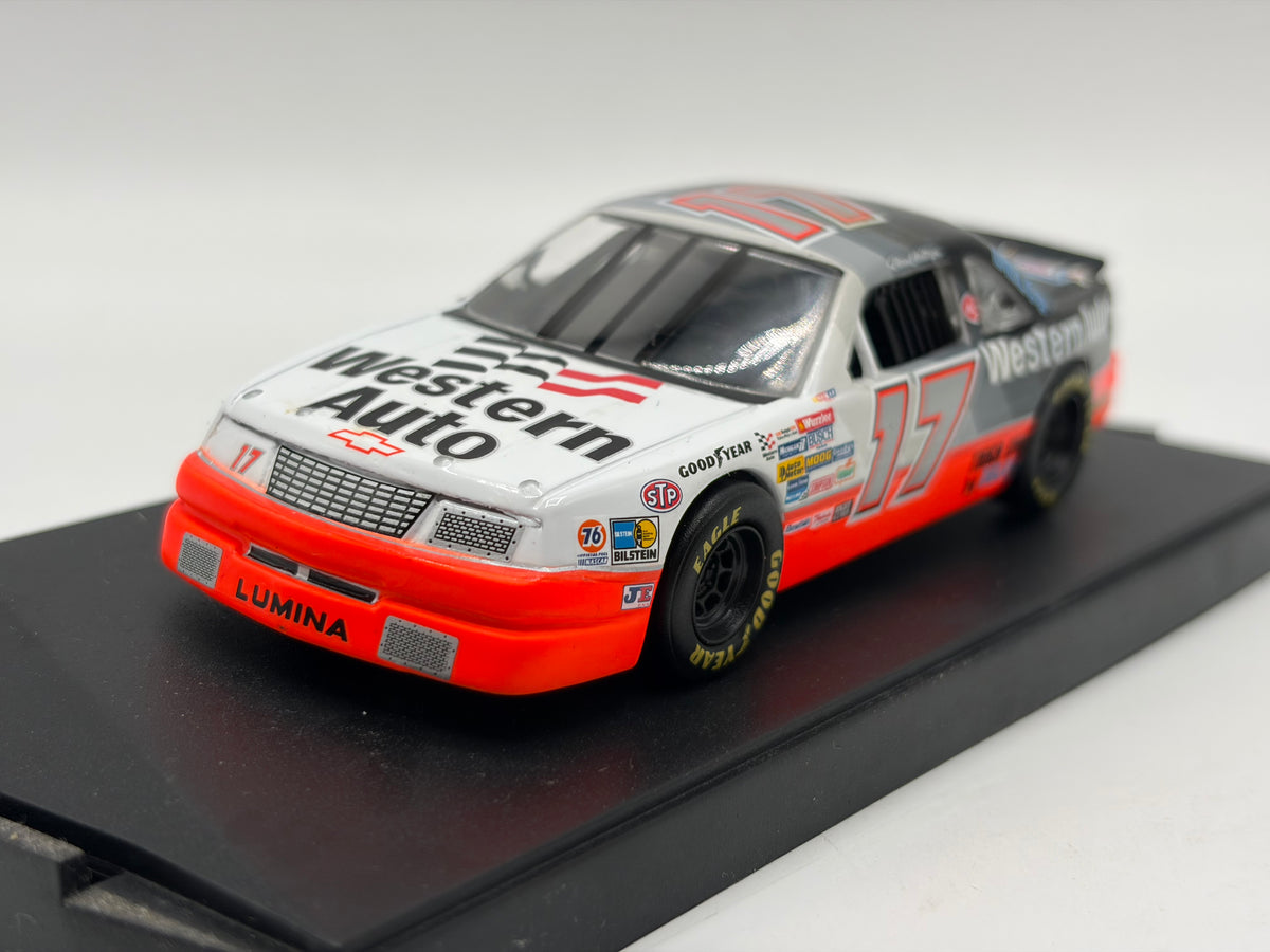 1/43 1992 Chevrolet Lumina - Darrell Waltrip - NASCAR | Model Car