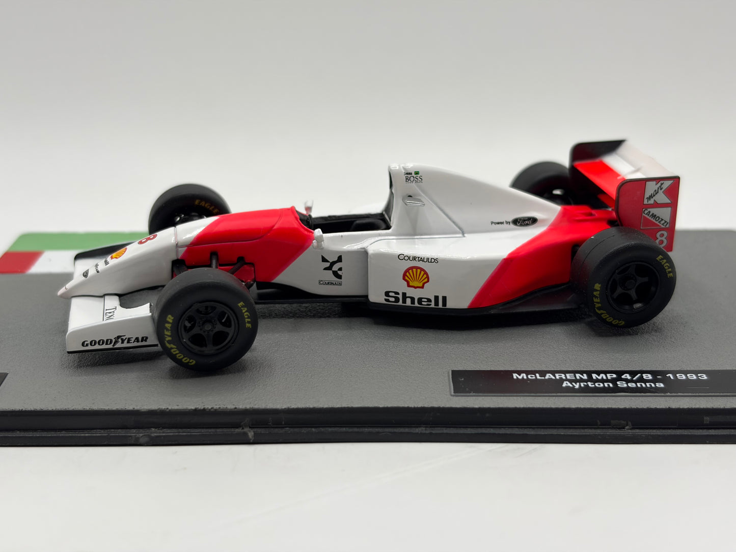 1/43 1993 McLaren MP4/8 - Ayrton Senna | Model F1 Car