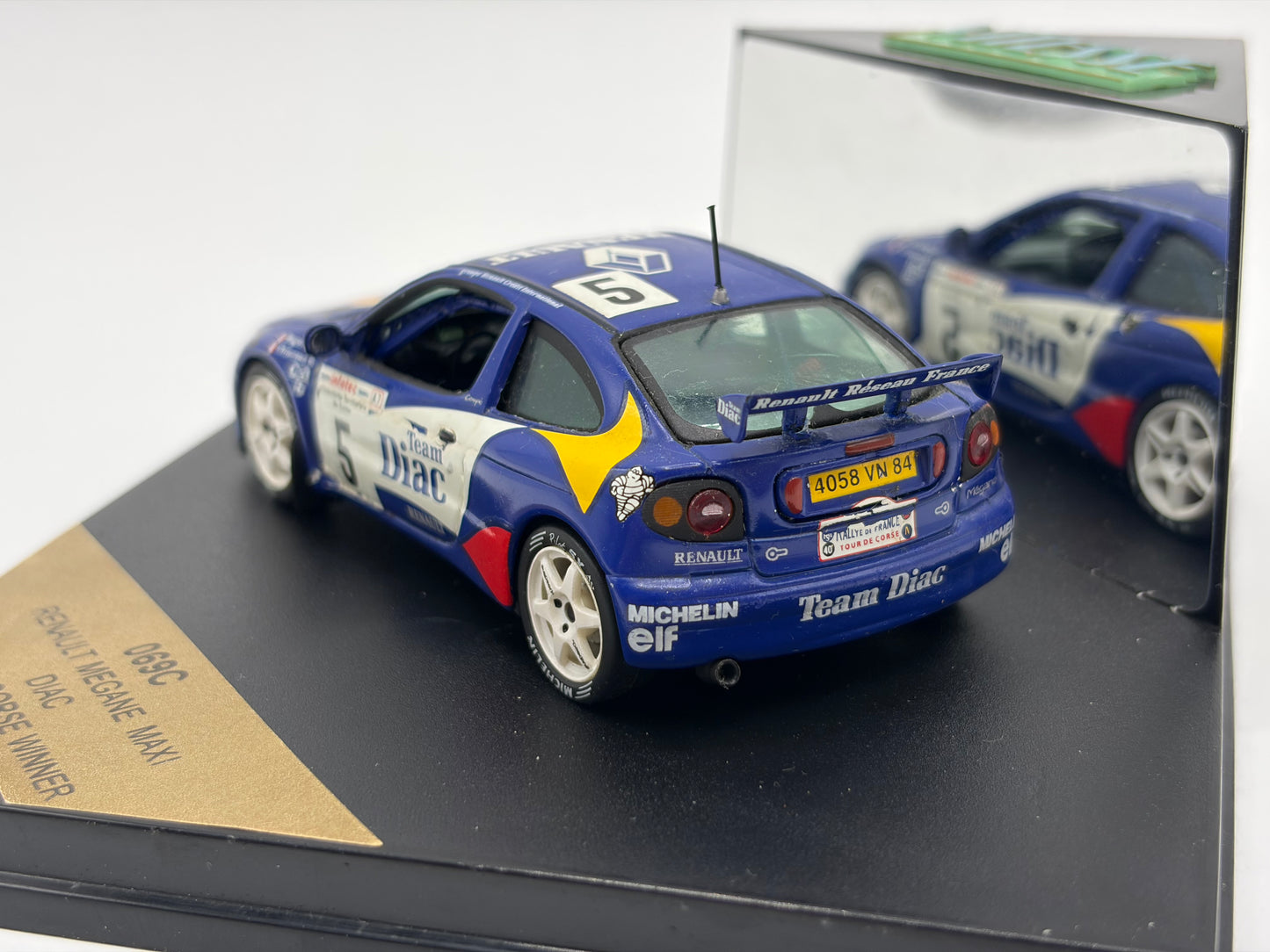 1/43 1996 Renault Megane Maxi - Tour de Corse - Bugalski / Chiaroni - Vitesse