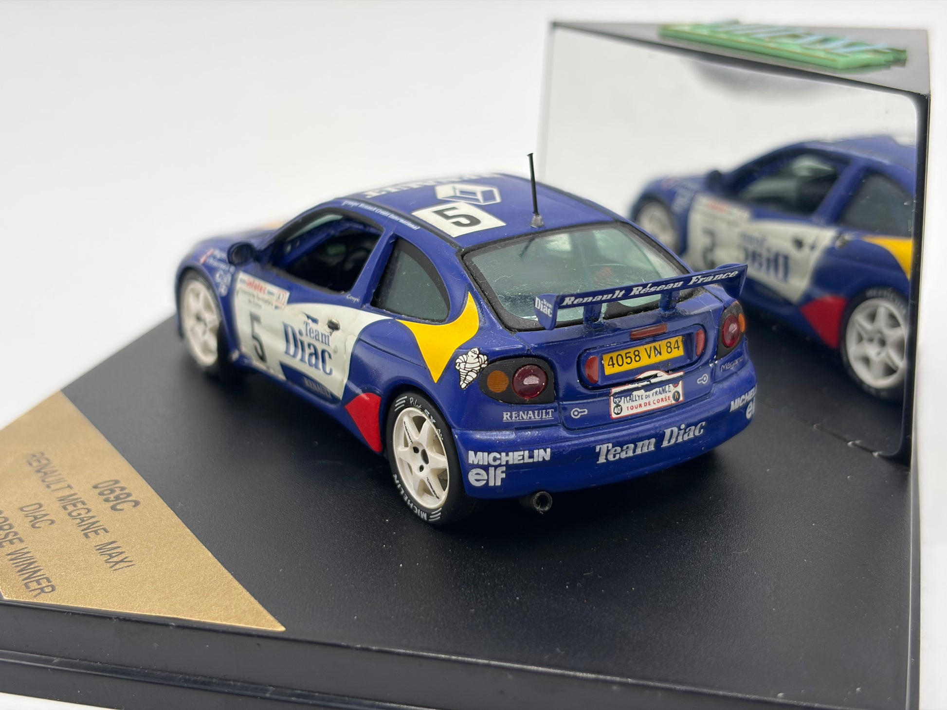 1/43 1996 Renault Megane Maxi - Tour de Corse - Bugalski / Chiaroni - Vitesse