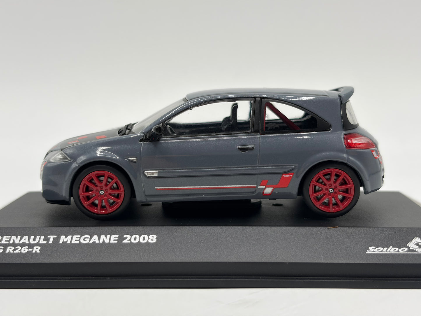 1/43 2008 Renault Megane RS R26-R - Grey - Solido | Model Car