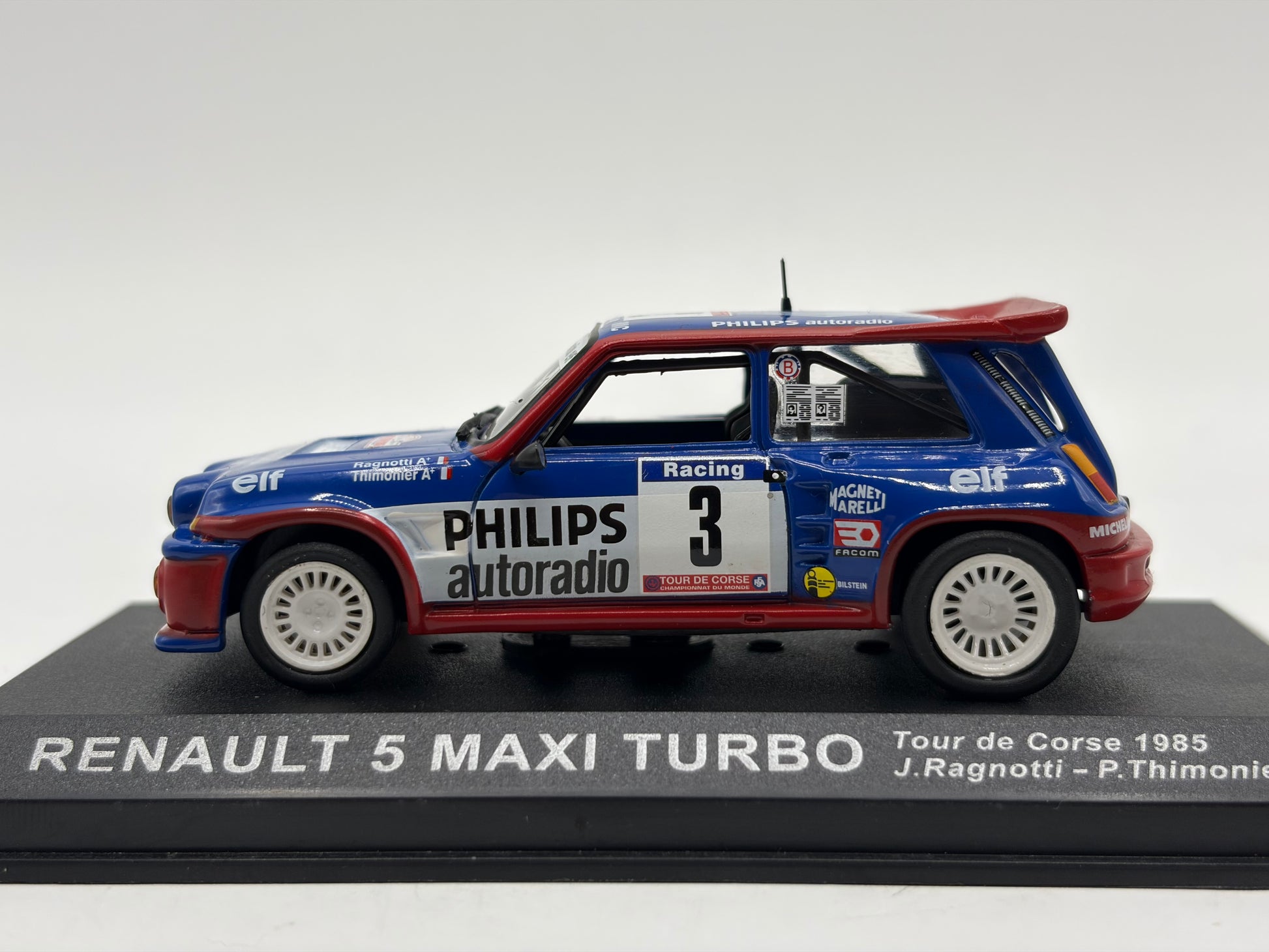 1/43 1985 Renault 5 Maxi Turbo - Tour de Corse - Ragnotti / Thimonier | Model Rally Car